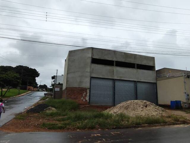 #230 - Sala para Venda em Senador Canedo - GO - 2